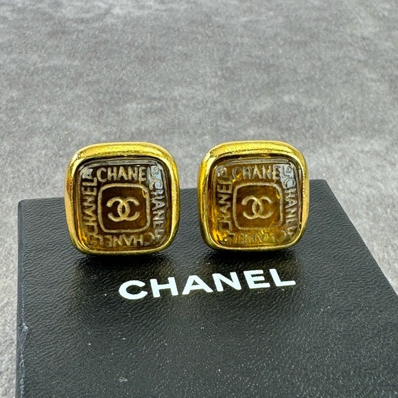 Chanel Vintage Gold Golden Coco Chanel CC Square Clip on Earrings - Picture 1 of 11